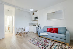 Located near the Seine river in the Latin Quarter, this lovely apartment is perf  GuestReady - Maya Blue near Cathédrale Notre-Dame Entire rental unit vacation rental 29647241