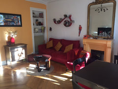 My appartement is located close to the eco market of the Batifoles, close to Par Paris, France Cosy double room in the center of Paris Private room in rental unit vacation rental 16034952