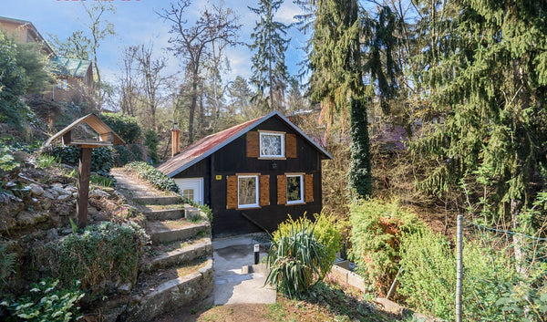 Chata, která nabízí jedinečnou možnost oddychu uprostřed přírody s možností pose  Chata Kazín Lipence u Berounky Entire chalet vacation rental 617356320489395190