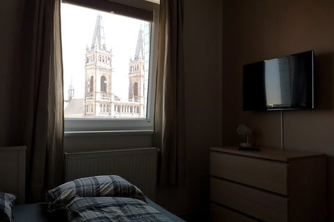 ★ Entire 1 Bedroom (app. 20m²) Apartment serviced by Roadhouse Apartments Vienna Vienna, Austria Amazing View ☆ AC ☆ Near Downtown ☆ Self Check-In Entire rental unit vacation rental 44056918