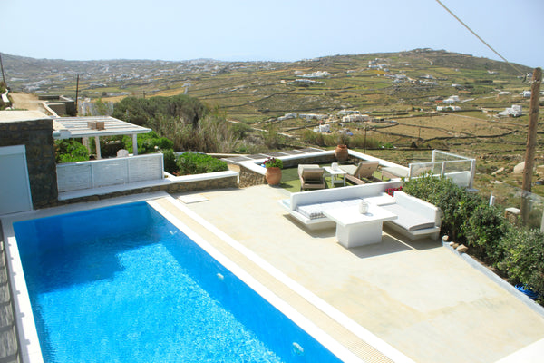 2 BD Apartment with shared pool Entire villa vacation rental 13908104