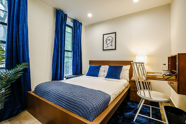 This clean, spacious and glossy room is available in Upper West Side, <br />   N  Rental unit in New York · 1 bedroom · 1 bed · 0 shared baths Private room in rental unit vacation rental 808441045907898518