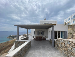 Casa de Oz is a residence constructed in traditional architecture and is located Mikonos, Greece Casa de OZ Cycladic home vacation rental 43608464