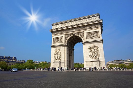 Guided Paris Day Trip from London  Private Tours and Travel Guide Europe London CITY London Destination Tour