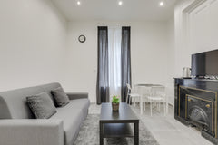Within walking distance from Gare Part-Dieu Villette Station, this is the ideal   GuestReady - 1 bedroom 5 minutes from train Entire rental unit vacation rental 30366067