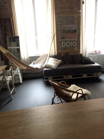 Appartement typique des canuts, au 1er étage au calme. A 2 mn des pentes de la C Grâne, France Studio Canut au coeur de la X Rousse Entire rental unit vacation rental 21945439