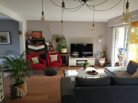 Bonjour ! Je loue une chambre dans mon appartement de 105 m2.<br />Il est situé  Bordeaux, France Chambre à louer / appartement avec jardin Private room in condo vacation rental 52019679