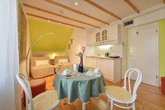  Hlavní město Praha, Czechia 4 Apartment - 2 bedrooms; kitchen corner Private room in villa vacation rental 49586479