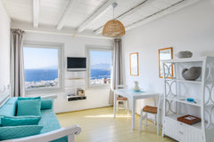 Amazing one bedroom spaceful apartment. Fully equipped with breathtaking views t Mykonos, Greece Amazing view in Mykonos town, panoramic sea view Entire rental unit vacation rental 20867009