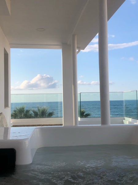 The most beautiful view in Rethymno city. Apartment with Jacuzzi<br /><br /><b>L  Suitenes Coast (300) Room in aparthotel vacation rental 688973824548424482