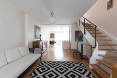Maison à Paris + de 200 m2, à deux pas du parc des Buttes Chaumont.<br />Proche  Paris, France Maison-Paris-métro Jourdain 5chambres. Capacité 13 Entire loft vacation rental 2508620