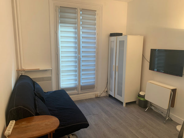 Studio de 14m2 à deux pas de la station de métro mouton-duvernet (ligne 4). Toil Paris, France Studio apartment Paris 14 Entire rental unit vacation rental 21216654