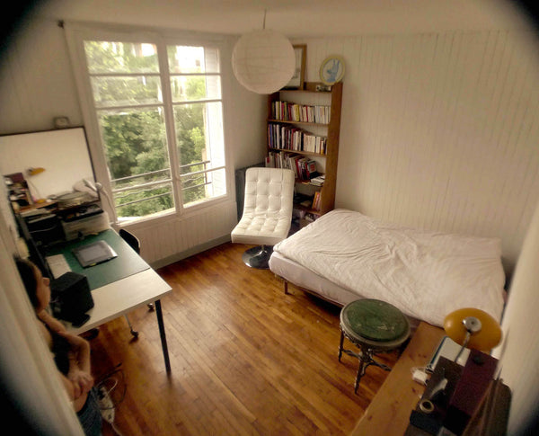 Lovely studio, calm and luminous on the Butte Bergeyre,  close to the parc des B Paris, France Luminous studio,20m2 on Butte Bergeyre Entire rental unit vacation rental 19880410