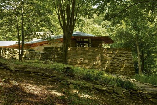 Fallingwater and Kentuck Knob Two Visions of Frank Lloyd Wright  Private Tours and Travel Guide America New York CITY Pittsburgh Destination Tour