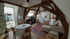 Beau studio de 50 m2, à 50 m de la station de métro Ste-Catherine. Vous vous sen Brussels, Belgium Superbe Studio dans centre historique Entire rental unit vacation rental 38400606