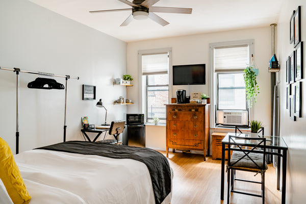 Experience the rich culture and entertainment of Brooklyn, NY, from this comfort New York, NY Rental unit in Brooklyn · ★4.87 · 1 bedroom · 1 bed · 1 shared bath Private room in rental unit vacation rental 49072113