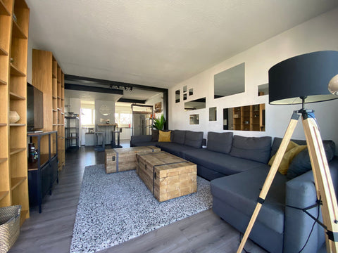 Appartement spacieux et lumineux à 15mn de Bordeaux. Au dernier étage d'un immeu Bordeaux, France Appartement T3 sur Cenon avec balcon Entire rental unit vacation rental 556953368272421699