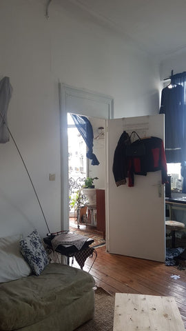 Appartement lumineux situé en face de l'Église de la Trinité. Il est composé d'u Bordeaux, France Studio à Ixelles Entire rental unit vacation rental 49822872