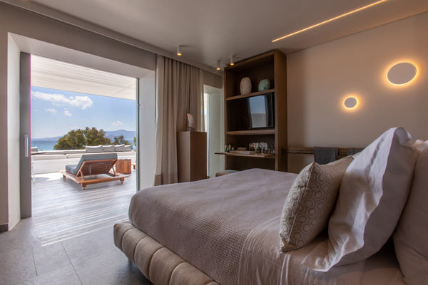 Level: Upper floor<br />Room size: 35 m2<br />Maximum occupancy: 2 persons<br /> Greece Superior Sea View Suite with Hot Tub Entire rental unit vacation rental 13691820