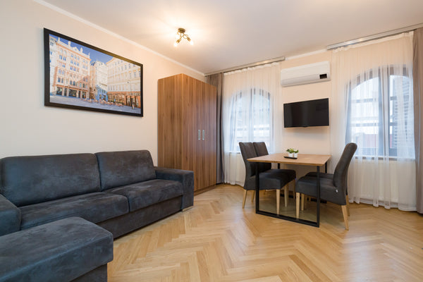 Entspanne dich mit der ganzen Familie in dieser friedlichen Unterkunft. Vienna, Austria Schönbrunn Apt Top 21 Entire rental unit vacation rental 572943292799403217