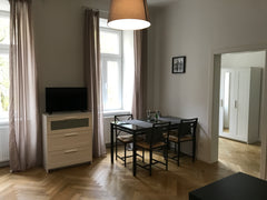 Enjoy Vienna in a centrally located, beautiful 2 room apartment. It´s equipped w Gablitz, Austria Charming quiet 2 Room City Apartment incl. Parking Entire rental unit vacation rental 21523467