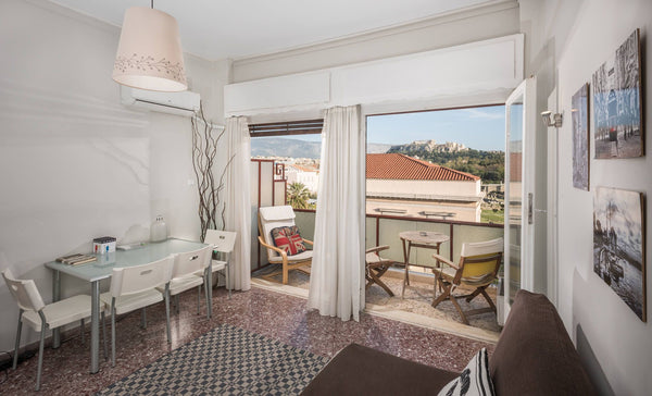 We LOVE our flat and we are happy you to become our guests. Located just across  Athens, Greece ACROPOLIS VIEW -100% authentic Athens experience❤️ Entire condo vacation rental 54054044