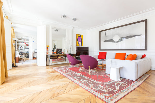 Luxurious flat decorated with art and design, calm and very luminous, south orie Paris, France Luxurious Art & Design Flat, 180m2, Champs Elysées Entire rental unit vacation rental 375434