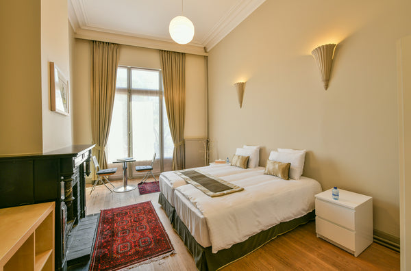 Private bedroom with 2 twin beds. <br />Common bathroom (with 2 showers), 2 toil Brussels, Belgium Traditional Belgian Room with Balcony A Private room in guesthouse vacation rental 25007029