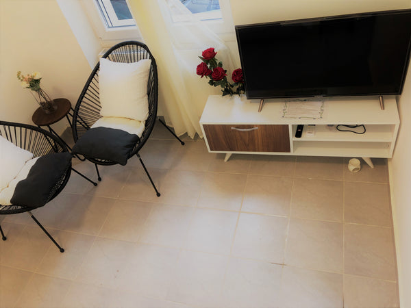 This is a small, sunny apartment on the street, suitable for 2-3 people, with in China Independent entrance of sunshine Entire rental unit vacation rental 570942224271531828