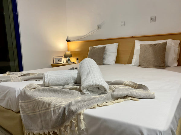 New apartment in tigkaki, with 2 spacious balconies. <br /><br />Comfortable hou Greece Elgreco Apartment at Tigaki '2' near the sea Entire condo vacation rental 44949814