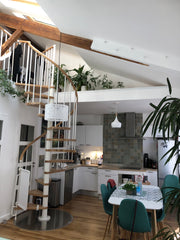 Hôte depuis plusieurs années, nous mettons du coeur à créer chez nous une atmosp Neuilly-sur-Seine, France Super duplex au cœur de la Butte-aux-cailles - 6P Entire rental unit vacation rental 3286609