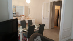Situé à Saint George à 400 mètres du moulin rouge,  et à 2 stations de Montmarte  Charmant appartement Paris 9ème Entire rental unit vacation rental 20205276
