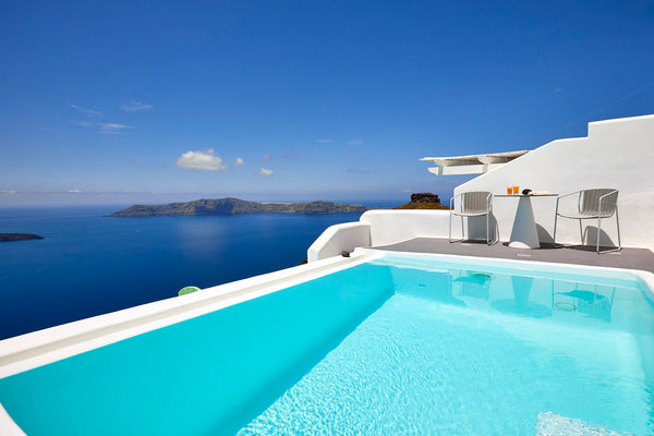 This fantastic One-bedroom suite is located in the area of Imerovigli with a spe Sorrento, Italy Alegria Suite Entire rental unit vacation rental 41636448