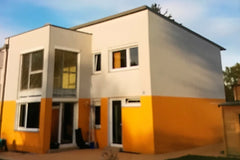 Das Haus hat 123 m², einen Garten mit Naturpool. Vienna, Austria Haus in Donaunähe mit Garten und Swimmingpool Entire home vacation rental 31070797