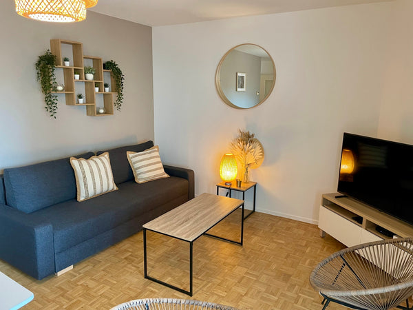 Charmant appartement lumineux avec balcon. Au premier étage d'un immeuble sécuri Lyon, France Chez Paul - Charmant 4 pers. Balcon - Monplaisir Entire rental unit vacation rental 666465695734633323