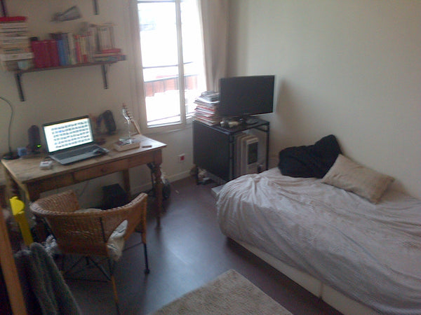 Hi everyone, I'm renting my tiny and nice place (15m2), which is well located ne Paris, France Charming studio, well located Entire rental unit vacation rental 3760650
