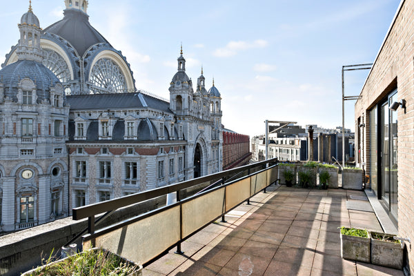 Luxurious penthouse apartment in the heart of Antwerp. Amazing view on the Centr  Luxe Penthouse, rooftop terrace, spectacular view! Entire rental unit vacation rental 43759887
