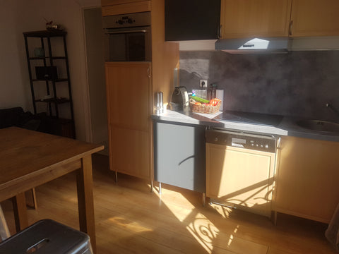 <b>The space</b><br />Located on the 5th floor of a typical Parisian building, n Paris, France Buttes Chaumont - Ourcq Canal Paris Entire rental unit vacation rental 1387762