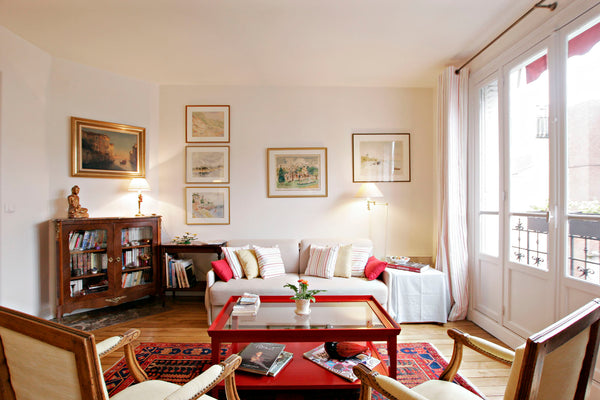 Pleasant apartment stylishly furnished and well enlightened, located in a quiet  Paris, France One bedroom in the 15th area Entire rental unit vacation rental 2511095
