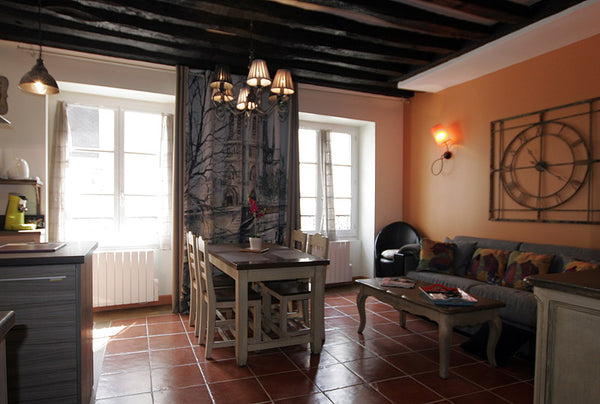 This 2 bedrooms/2 bathrooms apartment with air conditioning, around 65 square me Paris, France Quartier Latin 2 bedroom - 6 people Entire rental unit vacation rental 11312005