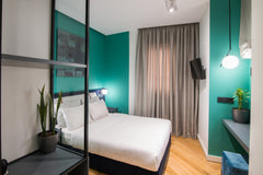 Ederlezi Diana is a 21 sq.m. double room, located on the first floor above the Z Athens, Greece Psyri Central Square Apartment || Ederlezi Diana Private room in guest suite vacation rental 43734192