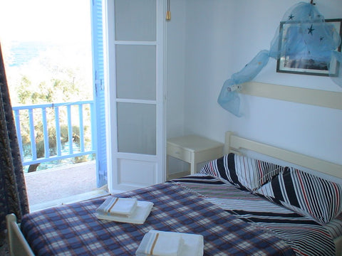 30sqm whole apartment wich consists from a private bathroom, a bedroom (double b Piso Livadi, Greece DINAS INN APARTMENT (PANSION) 2-3-4 PEOPLE Private room in hostel vacation rental 14749216