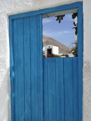 White-blue house” is located in the traditional village of Emporio, in the South Greece White-blue studio I Cycladic home vacation rental 24601285
