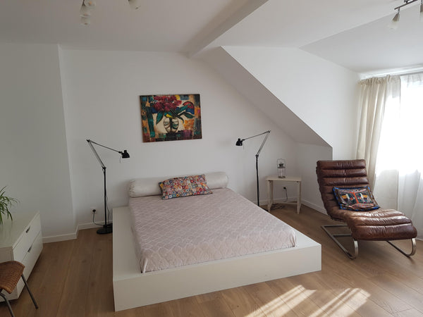 The renovated family house is situated in a quiet and beautiful area close to th Brussels, Belgium Cosy & spacious room, private bathroom & parking Private room in home vacation rental 15182935