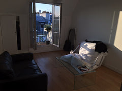 Joli appartement au 7ème étage avec ascenseur dans bel immeuble Haussmannien dan Paris, France Appartement T1 7ème étage 2 balcons Belle vue Entire condo vacation rental 19482743