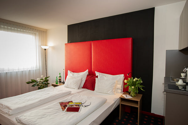 Kompakt und praktisch - Diese klimatisierten und schallisolierten Studios sind v  Cozy Studio 1170 Entire serviced apartment vacation rental 48323276