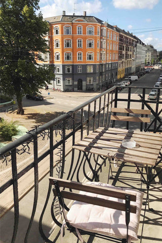 Beautiful 2-bedroom apartment located in Vesterbro including balcony and access  Copenhagen, Denmark Charming 2 bedroom apartment with balcony Entire rental unit vacation rental 19225128