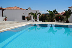 This beautiful and independent house of 70 sqm, located in a safe area of the Ak Chania, Greece Akrotiri House★Swimming pool shared★A/C★Wi-Fi★4/5p Entire home vacation rental 17930173