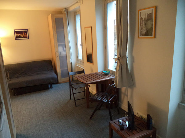 Studio of 22 m² at the 3rd floor of a little building in the heart of the 11th d Paris, France Studio in the heart of the 11th district of Paris Entire rental unit vacation rental 9500895