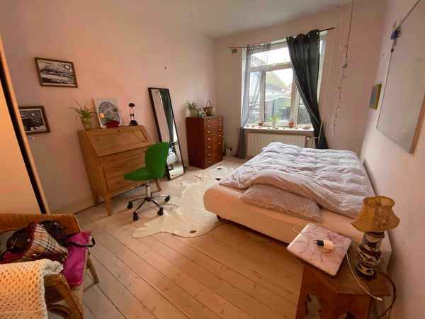 You will get a room with 2 chairs and a double bed.<br />Feel free to use the ki Copenhagen, Denmark 2. Open heartroom Private room in home vacation rental 34037421